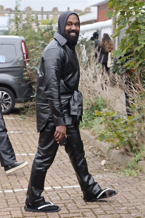 kanye at burberry
